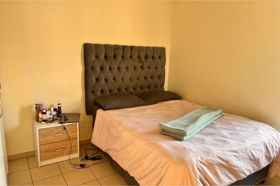 2 Bedroom Property for Sale in Parklands East Western Cape